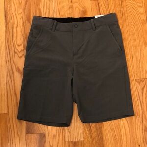 NWT Boys Gray Nike Golf Shorts Size XL